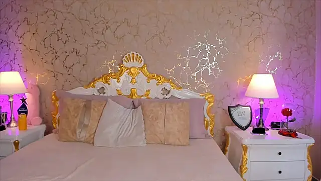 ScarlettWallace online show from November 2025 10:09:02 PM