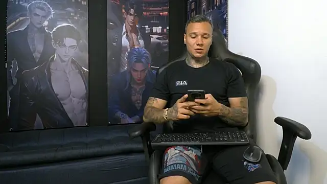 Snapshot of damian_c12 chatting on April 2026 09:45:01 PM damian c12 online show from April 2026 09:45:01 PM