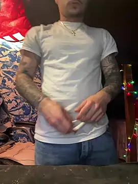 Snapshot of papiVilla23 chatting on March 2025 03:47:01 AM papiVilla23 online show from March 2025 03:47:01 AM