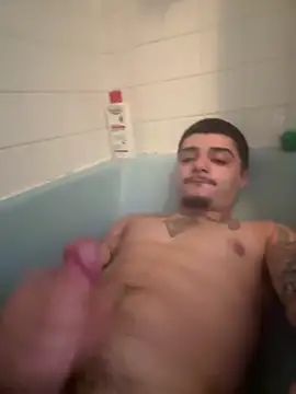 Snapshot of papiVilla23 chatting on September 2025 01:56:01 PM papiVilla23 online show from September 2025 01:56:01 PM