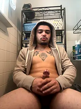 Snapshot of papiVilla23 chatting on October 2025 05:15:02 PM papiVilla23 online show from October 2025 05:15:02 PM