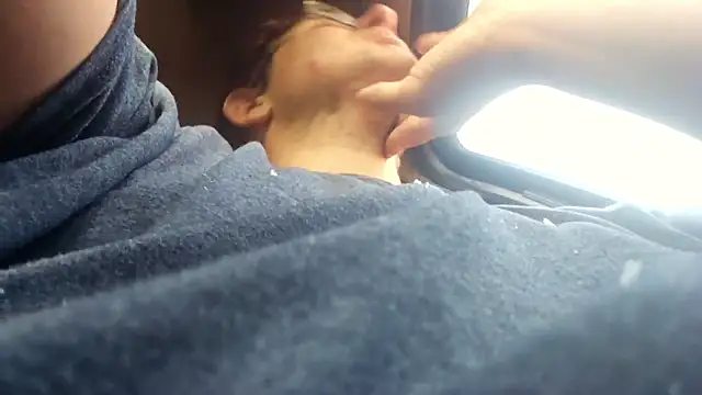 dylanroberts1995 online show from May 2026 10:54:01 AM
