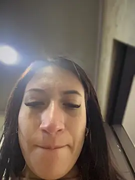 Mila LS online show from December 2025 01:08:01 PM