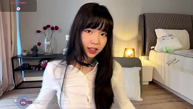 Snapshot of melana_love chatting on December 2025 08:32:02 AM melana love online show from December 2025 08:32:02 AM