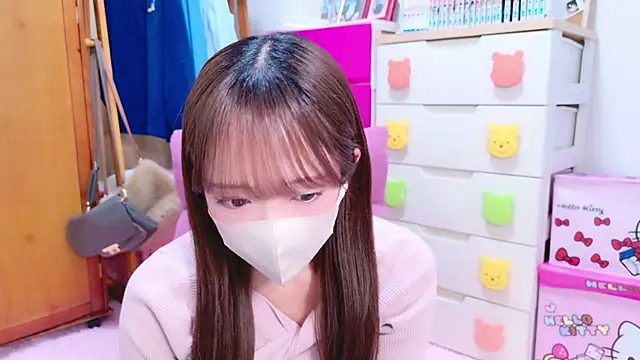 Snapshot of Oo_aki chatting on March 2025 02:15:02 PM Oo aki online show from March 2025 02:15:02 PM