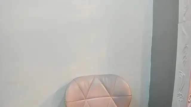 Bonniie 22 online show from March 2026 06:58:01 PM