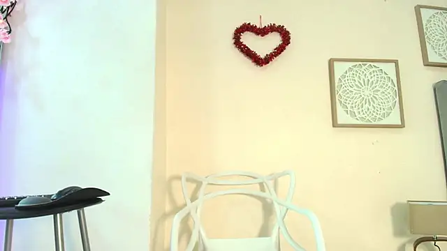 Snapshot of mary_cute9 chatting on February 2026 11:53:01 AM mary cute9 online show from February 2026 11:53:01 AM