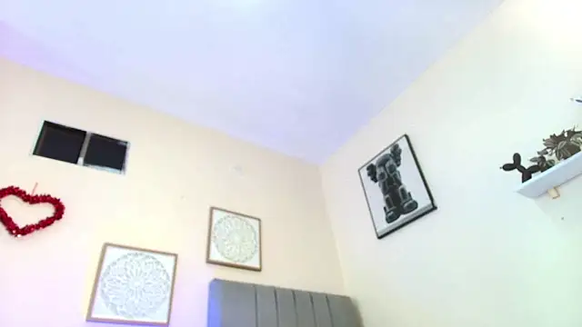 Snapshot of mary_cute9 chatting on February 2026 12:03:01 PM mary cute9 online show from February 2026 12:03:01 PM