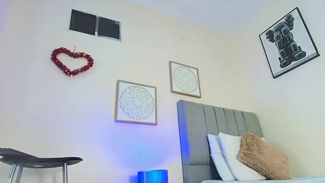 Snapshot of mary_cute9 chatting on February 2026 12:05:02 PM mary cute9 online show from February 2026 12:05:02 PM