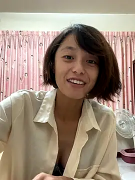 Snapshot of ladypaggy chatting on October 2025 03:42:01 PM ladypaggy online show from October 2025 03:42:01 PM