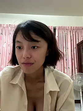 Snapshot of ladypaggy chatting on October 2025 03:42:01 PM ladypaggy online show from October 2025 03:42:01 PM