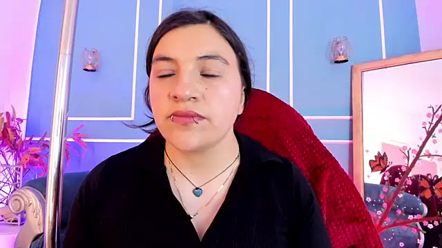 TaraTaylorr online show from April 2026 03:10:01 AM