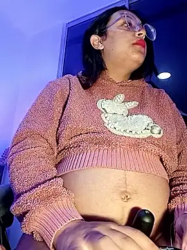 MiaStarts online show from February 2026 10:15:02 AM