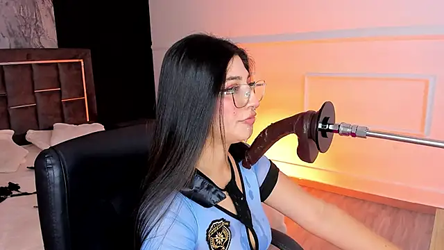 Snapshot of Gabrielakassi chatting on October 2025 11:30:01 AM Gabrielakassi online show from October 2025 11:30:01 AM