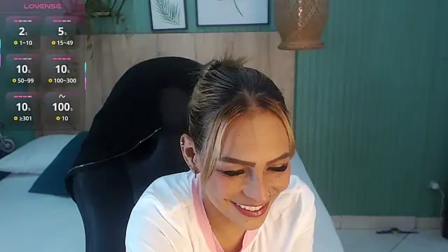 yessila parker online show from September 2025 01:39:01 AM