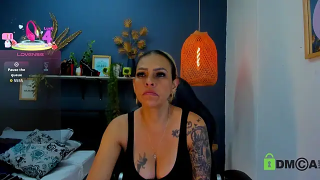 yessila parker online show from April 2026 08:45:01 AM