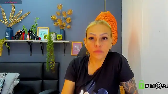 yessila parker online show from May 2026 08:41:01 AM