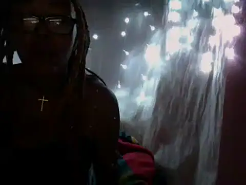 Snapshot of Ladyzee25 chatting on March 2026 01:03:01 AM Ladyzee25 online show from March 2026 01:03:01 AM