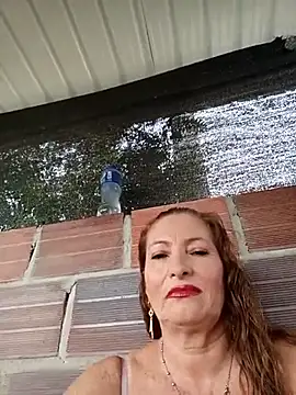 Snapshot of Sexy-Woman-Mature chatting on December 2025 01:38:02 PM Sexy-Woman-Mature online show from December 2025 01:38:02 PM