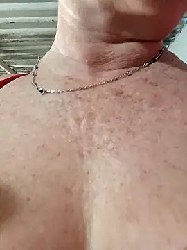 Snapshot of Sexy-Woman-Mature chatting on December 2025 01:28:01 PM Sexy-Woman-Mature online show from December 2025 01:28:01 PM