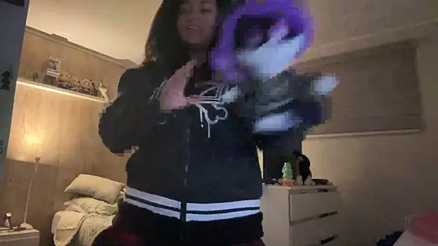 Snapshot of Piolapk chatting on December 2025 01:54:01 AM Piolapk online show from December 2025 01:54:01 AM