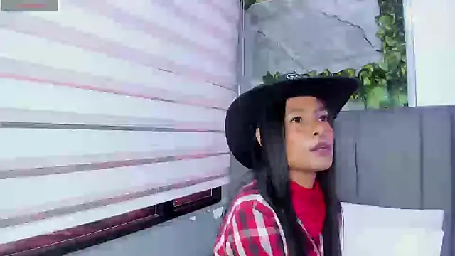 Fernanda liie  online show from October 2025 12:50:01 PM