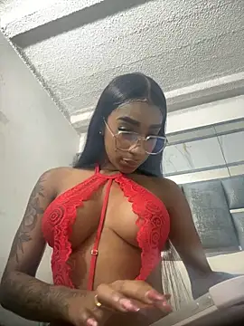 Snapshot of Angelesmith1 chatting on November 2025 04:45:02 AM Angelesmith1 online show from November 2025 04:45:02 AM