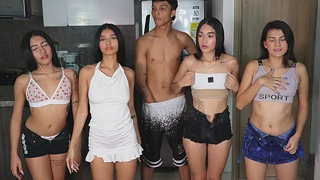 Petiteess online show from March 2025 02:27:01 AM