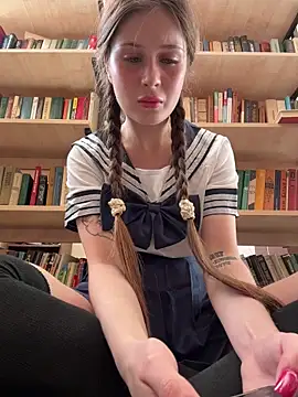 Snapshot of melicious_ chatting on October 2025 09:43:01 AM melicious online show from October 2025 09:43:01 AM