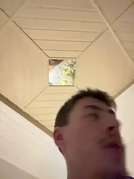 Snapshot of xy_monkeyBigCock chatting on March 2025 02:32:01 AM xy monkeyBigCock online show from March 2025 02:32:01 AM