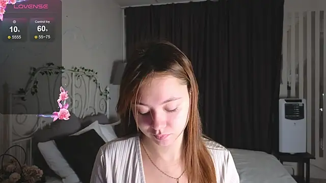 Snapshot of meow_mellie chatting on September 2025 01:28:02 AM meow mellie online show from September 2025 01:28:02 AM