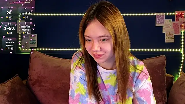 Snapshot of meow_mellie chatting on October 2025 02:12:02 AM meow mellie online show from October 2025 02:12:02 AM