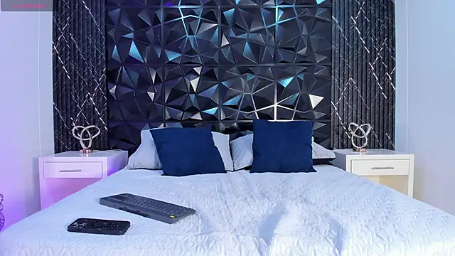 Snapshot of HileySweet chatting on March 2025 02:15:02 PM HileySweet online show from March 2025 02:15:02 PM