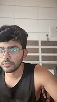 DoctorAlonee46 online show from September 2025 10:18:02 AM