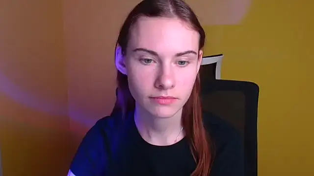 Snapshot of Fiona_Night chatting on March 2025 12:53:01 AM Fiona Night online show from March 2025 12:53:01 AM