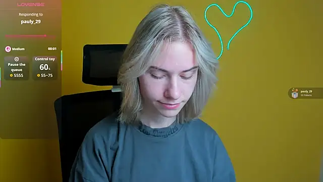 Snapshot of Fiona_Night chatting on October 2025 11:20:02 AM Fiona Night online show from October 2025 11:20:02 AM