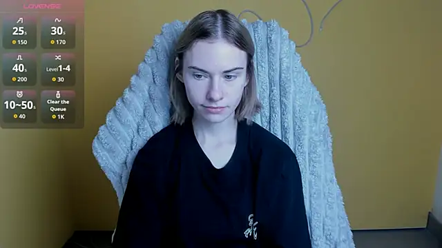 Snapshot of Fiona_Night chatting on December 2025 06:19:02 AM Fiona Night online show from December 2025 06:19:02 AM