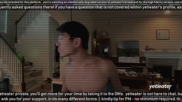 Snapshot of yetieater chatting on December 2024 10:57:02 PM yetieater online show from December 2024 10:57:02 PM