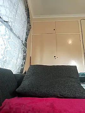 Snapshot of JuicyMilkyTizzy chatting on October 2025 07:25:02 AM JuicyMilkyTizzy online show from October 2025 07:25:02 AM