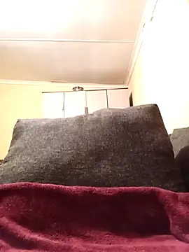 Snapshot of JuicyMilkyTizzy chatting on October 2025 10:10:01 PM JuicyMilkyTizzy online show from October 2025 10:10:01 PM