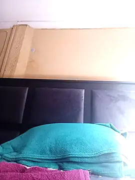 Snapshot of JuicyMilkyTizzy chatting on December 2025 07:47:02 AM JuicyMilkyTizzy online show from December 2025 07:47:02 AM