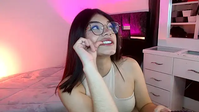  Camilaaa  online show from October 2025 07:18:02 AM