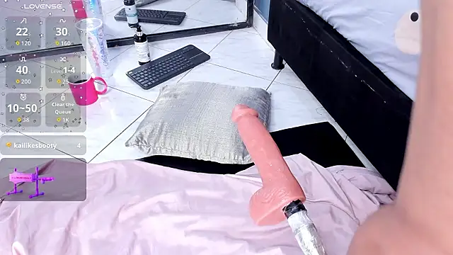 Melissa 23  online show from March 2026 12:11:01 PM