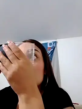 Ehilyn online show from October 2025 11:15:01 PM