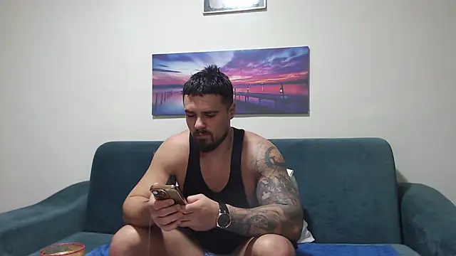 Tiberius hunk online show from November 2025 05:50:02 AM