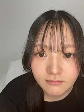 Snapshot of MinaKubo chatting on May 2026 10:09:01 AM MinaKubo online show from May 2026 10:09:01 AM