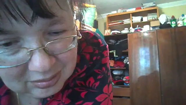 Snapshot of Queen-Elizabeth-25 chatting on March 2025 02:51:02 PM Queen-Elizabeth-25 online show from March 2025 02:51:02 PM