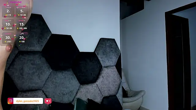 Snapshot of Dylan_Turnerr chatting on September 2025 09:03:02 PM Dylan Turnerr online show from September 2025 09:03:02 PM