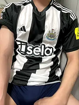 Snapshot of jae_yuu chatting on November 2025 03:24:02 PM jae yuu online show from November 2025 03:24:02 PM