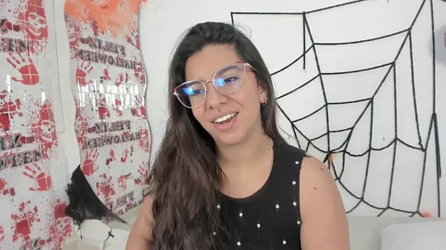 emilyy cooperr online show from October 2025 12:06:01 PM